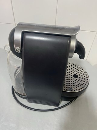 Cafetera Nespresso Krups Negra