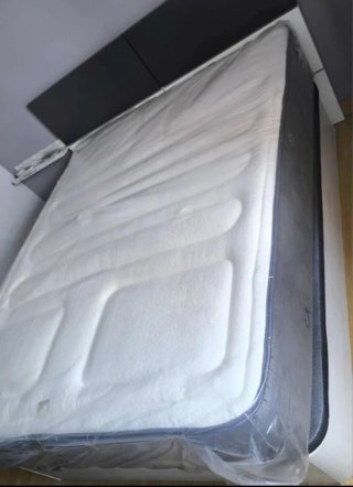 Canapé abatible con estructura de madera