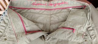 Bermudas National Geographic Beige Talla 30
