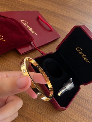 Pulsera Cartier Oro