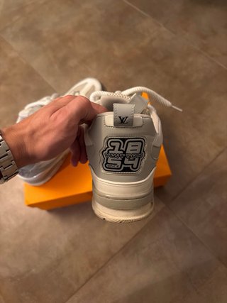 Louis Vuitton Sneakers Taglia 43