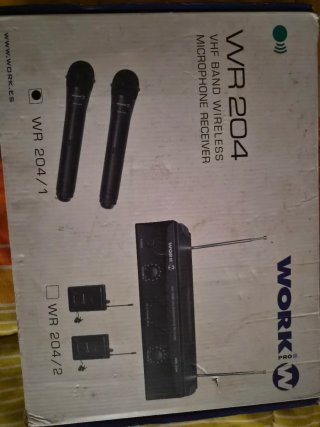 Dúo de Micrófonos Inalámbricos Work WR204