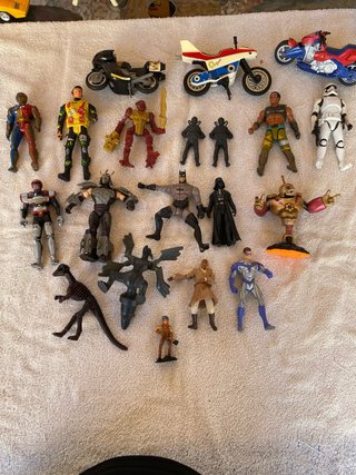 Figuras de acción y motos