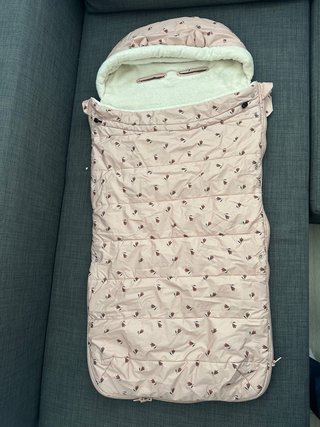 Saco de invierno impermeable y acolchado