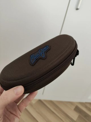 Estuche gafas Maui Jim marrón