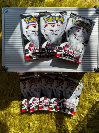 Booster Pokémon Scarlet & Violet White Flare