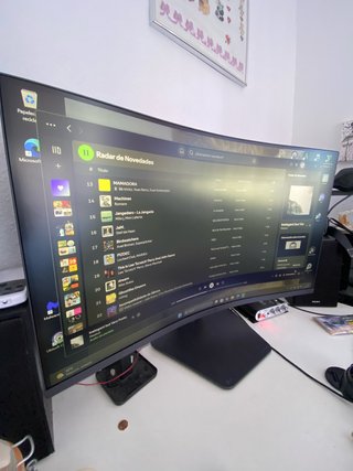 PC Gaming RTX 4070 Ryzen 7 7800X3D 32GB