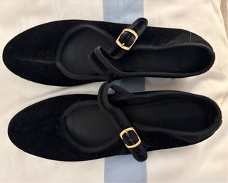 Merceditas terciopelo negras T-40
