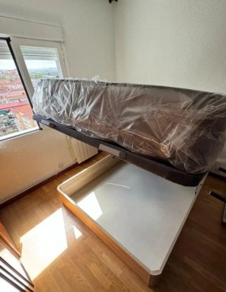 Canapé abatible+ colchon nuevo viscoelástico
