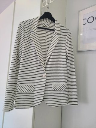 Blazer rayas tejido ligero y fluido