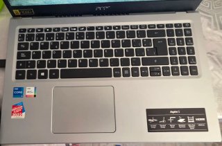 Portátil Acer Aspire 5