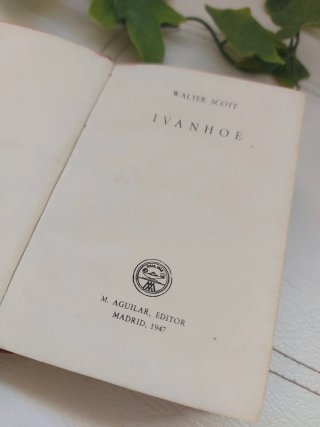 Libro antiguo Ivanhoe Walter Scott