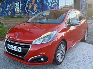 Peugeot 208 2016