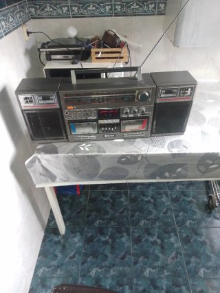 Radio Cassette Vintage Portátil.MAXMUSIC