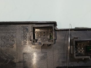 Mando elevalunas 96650620zd peugeot 3008 559749