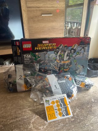 LEGO 76059 Spider-Man Doc Ock Tentacle Trap