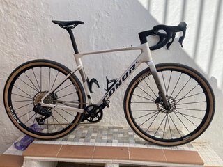 Bicicleta Gravel Conor Selva Carbono AXS