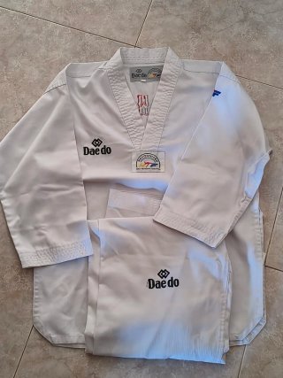 Dobok Taekwondo Daedo 150cm