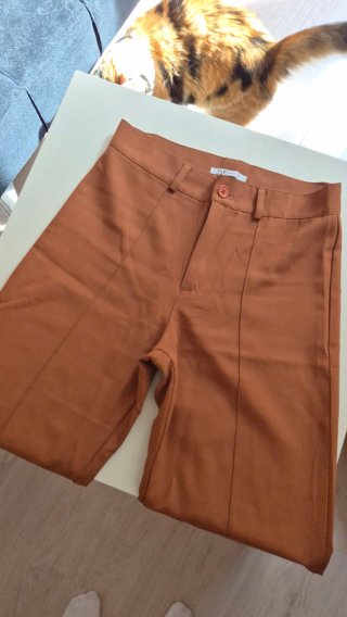 Pantalón de vestir marrón Tif