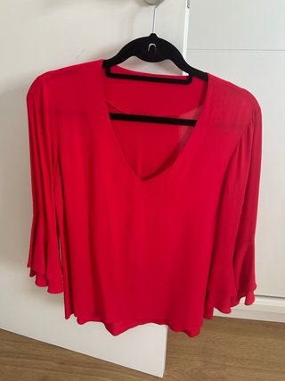 Blusa con volantes