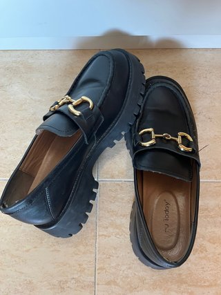 Mocasines Negros BeauToday con Hebilla Dorada