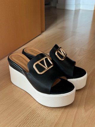 Cuñas Negras y Blancas Talla 36