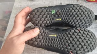 Botas de fútbol Nike talla 34