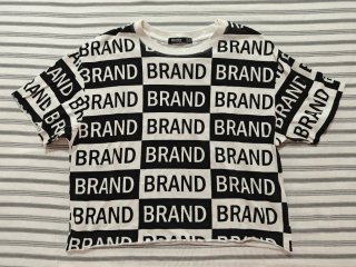 Camiseta Bershka BRAND