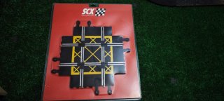 Scalextric Cruce SCX