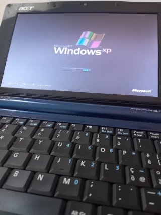 Acer Aspire One 8.9"Estetica TOP da Testare