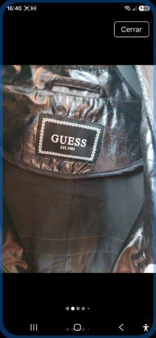 Gabardina Guess Negra