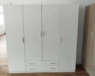 Armadi moderni 2P/3P/4P in legno