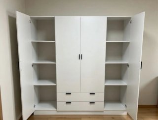 Armadi moderni 2P/3P/4P in legno