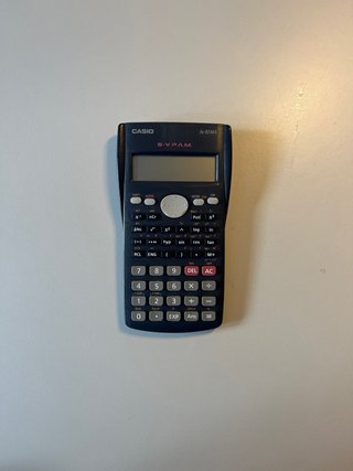 Calculadora Científica Casio fx-82MS