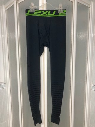 Mallas Power Recovery Compression marca 2XU hombre