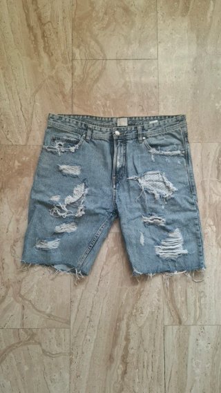 Bermudas vaqueras Pull&Bear rotas