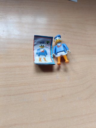Figura Kinder Disney Donald
