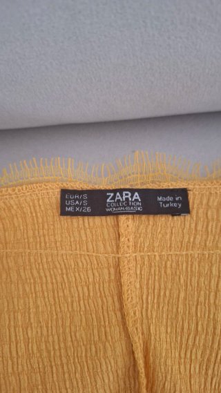 Mono corto Zara amarillo