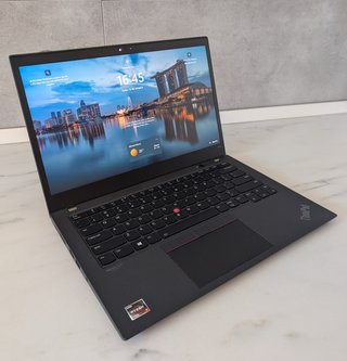 Lenovo ThinkPad T14s Gen 2 Ryzen 7