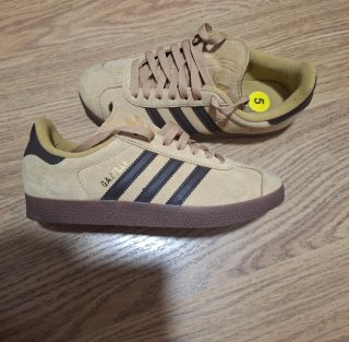 Zapatillas Adidas Gazelle Beige Talla 37