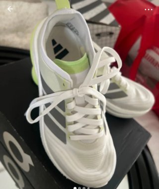 Zapatillas Adidas Blancas y Verdes