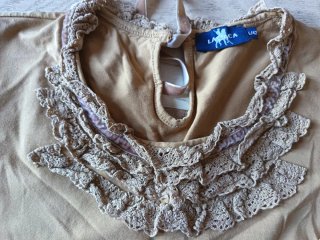 Camiseta manga larga beige