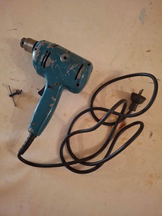 Taladro Vintage Black & Decker Super D500