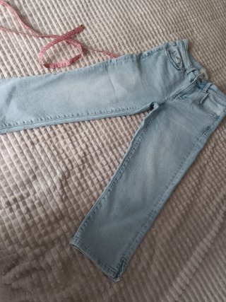 Pantalón pirata C&A azul