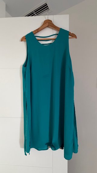 Vestido color verde azulado