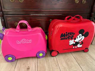 Maletas infantiles Trunki (rosa y roja)