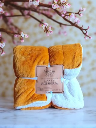 Manta Sherpa Grande Ultrasuave color mostaza