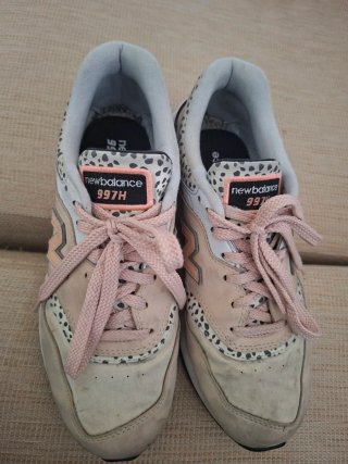 Zapatillas New Balance 997H Mujer Beige/Rosa