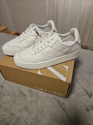 Zapatillas Zara Blancas
