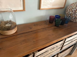 Mobile credenza con scatole in legno